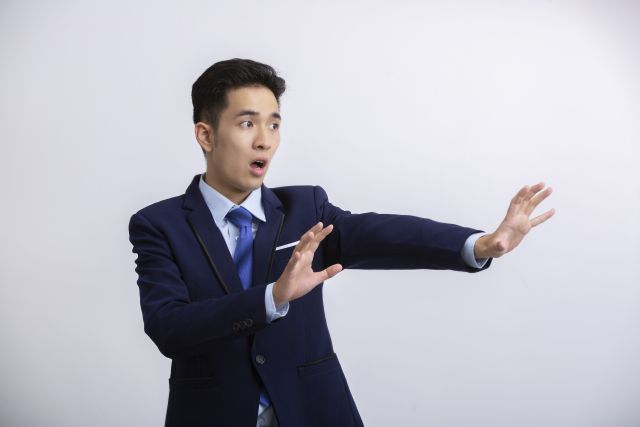 憚る