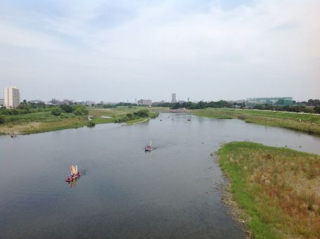 河岸の読み方と意味 かし と かがん 正しいのは