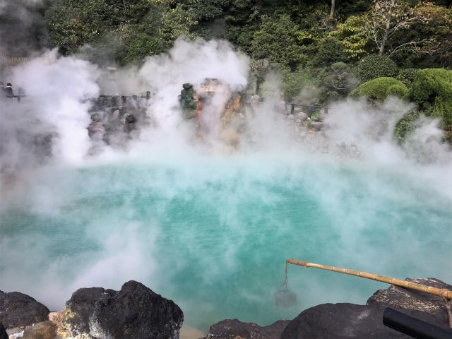 湧出