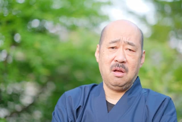 顰めるの読み方と意味、「ひそめる」と「しかめる」正しいのは?